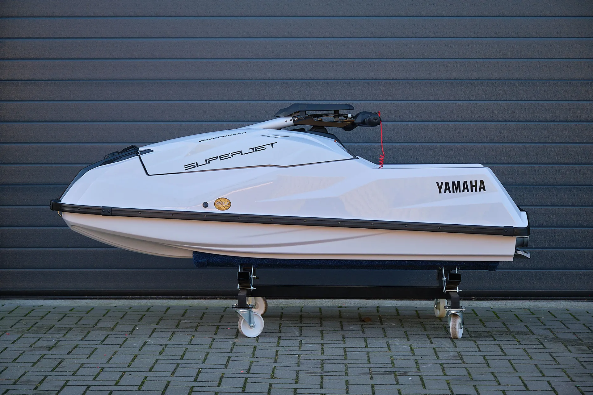 Yamaha SuperJet bij BOWT Watersport, officieel Yamaha Waverunner dealer