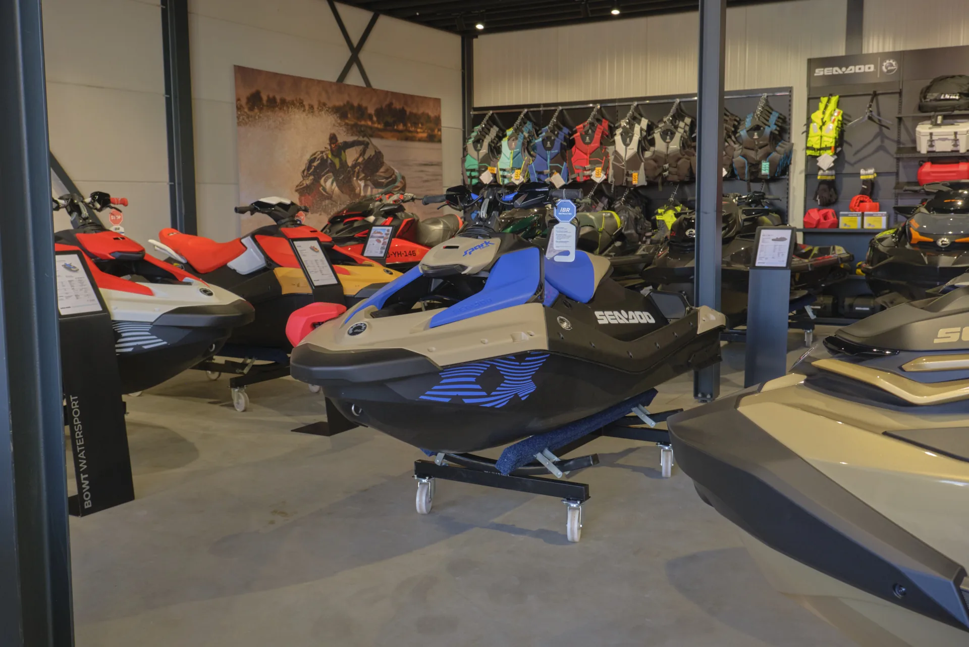 Pand van BOWT Watersport: officieel Sea-Doo dealer voor Nederland