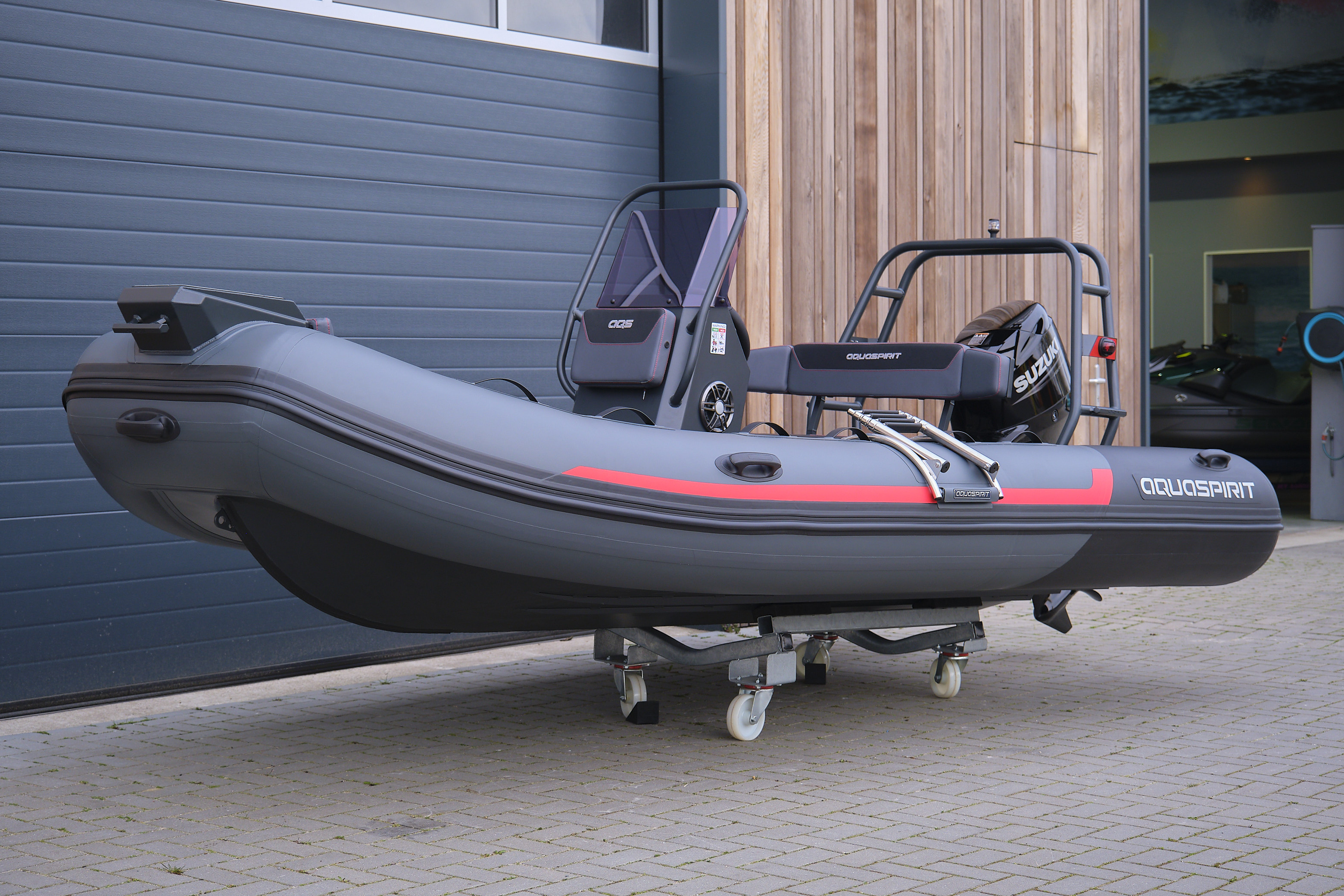 AQUASPIRIT S450C compacte en veelzijdige aluminium RIB/rubberboot van 4.5 meter met maximaal 75 pk, te koop bij de RIB specialist BOWT Watersport