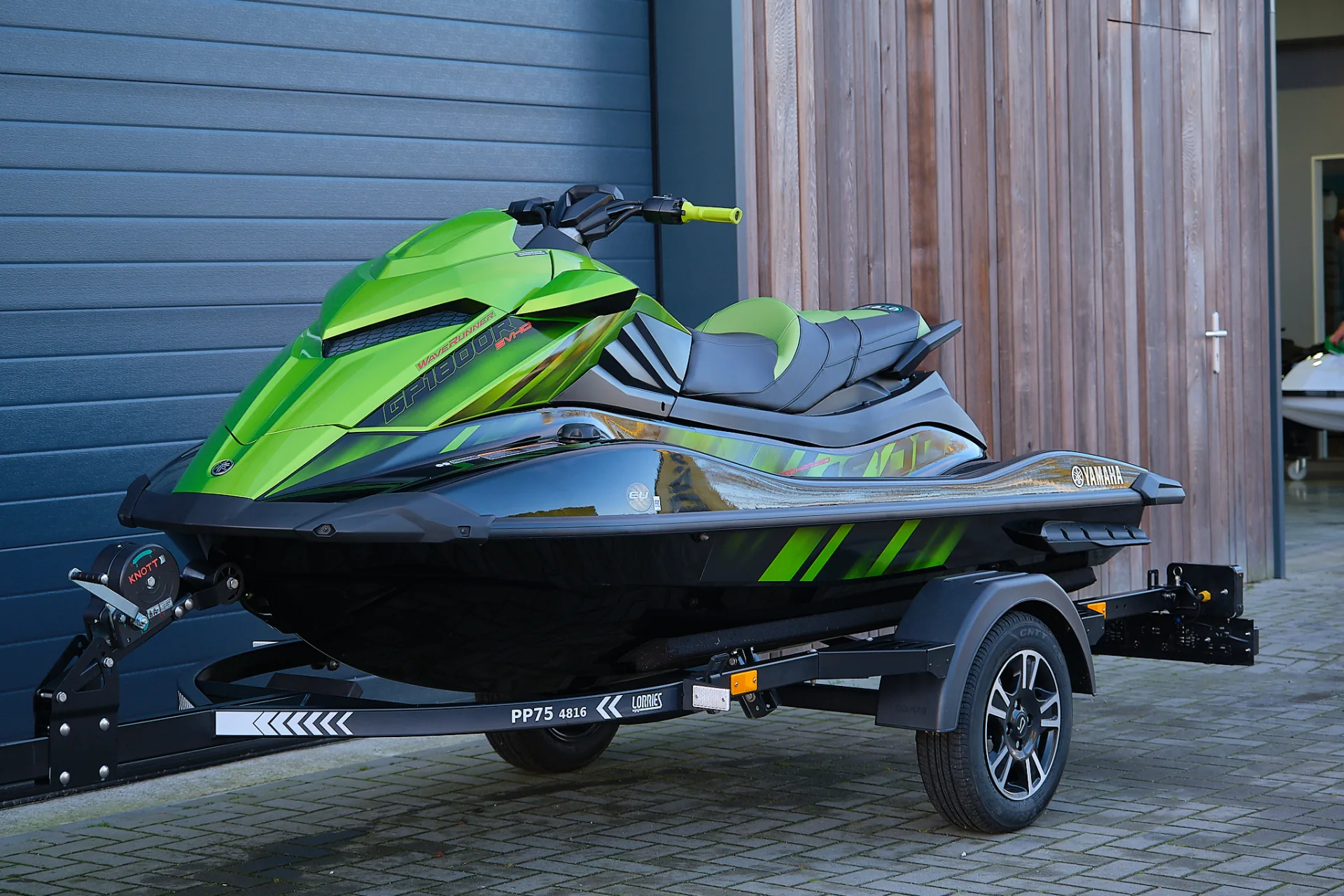 Yamaha GP1800R SVHO waterscooter bij te koop bij de officiele Yamaha WaveRunner dealer