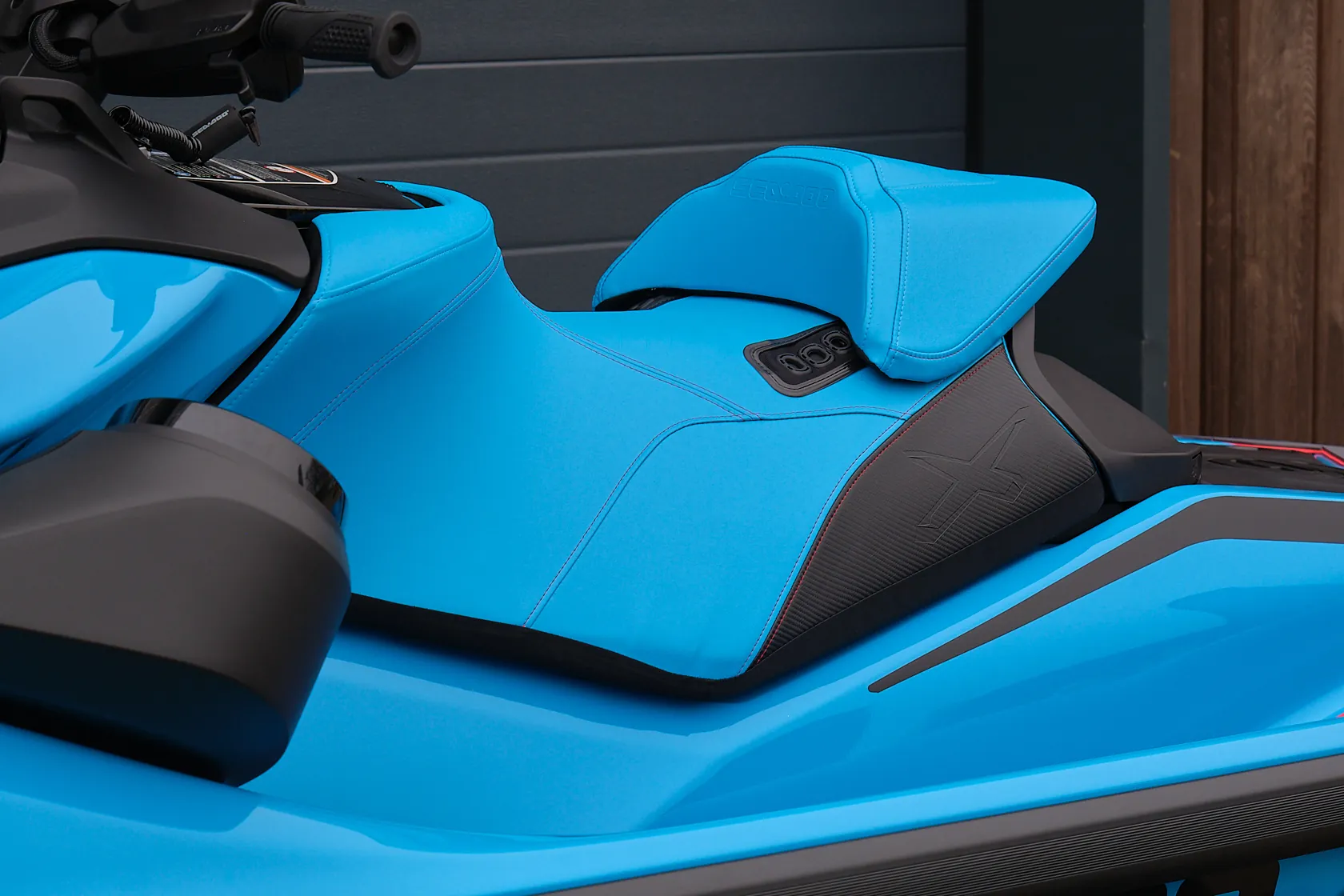 Sea-Doo RXP-X RS 325 (Gulfstream Blue) waterscooter te koop bij BOWT Watersport, de Sea-Doo dealer van Nederland