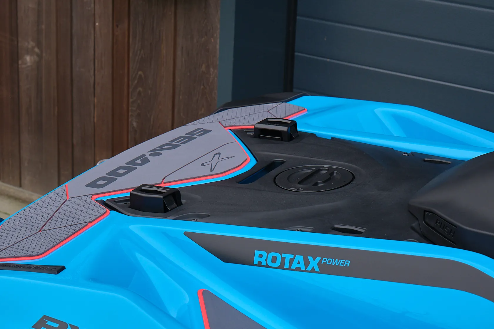 Sea-Doo RXP-X RS 325 (Gulfstream Blue) waterscooter te koop bij BOWT Watersport, de Sea-Doo dealer van Nederland