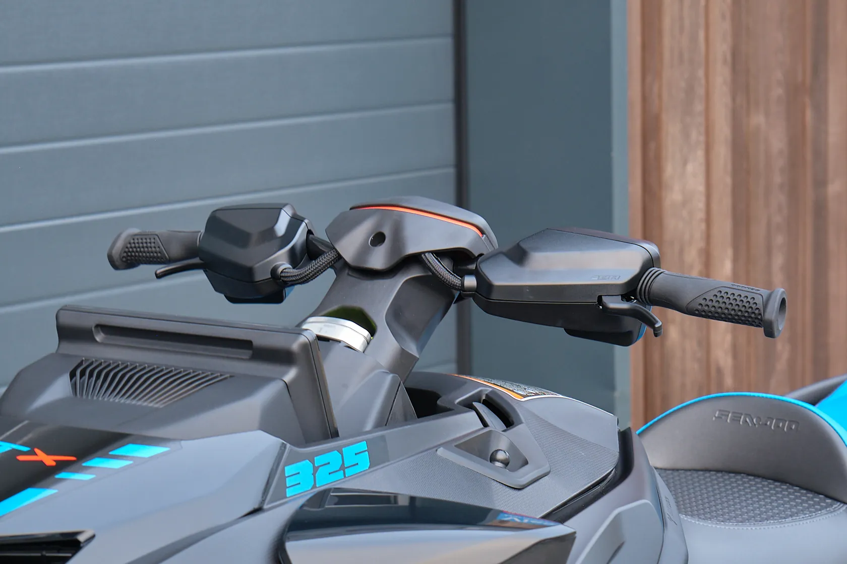 Sea-Doo RXT-X RS 325 Gulfstream Blue 2026 waterscooter bij BOWT Watersport, de Sea-Doo dealer van Nederland