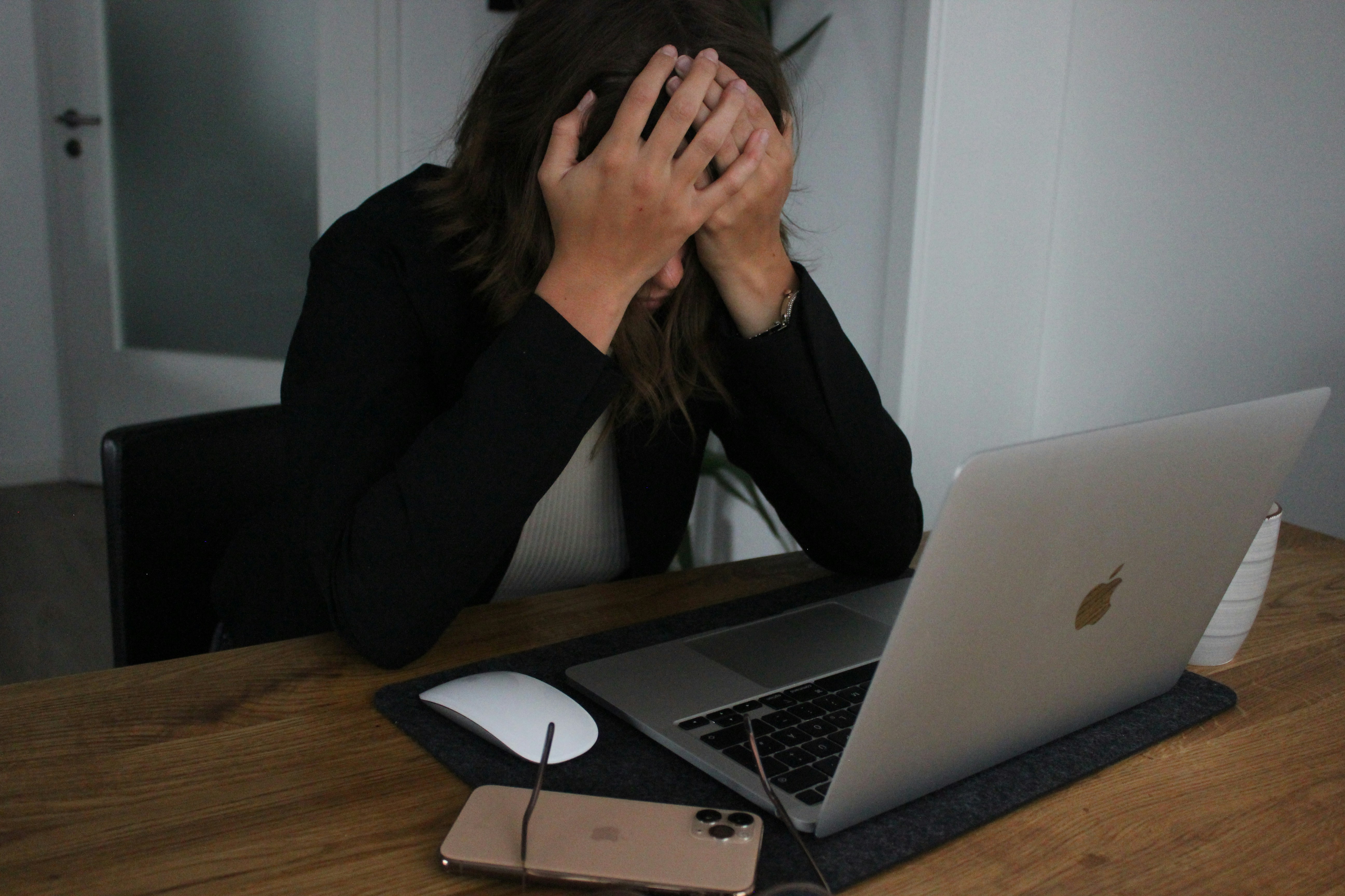 woman looking sad - How To Pass A Prop Firm Challenge
