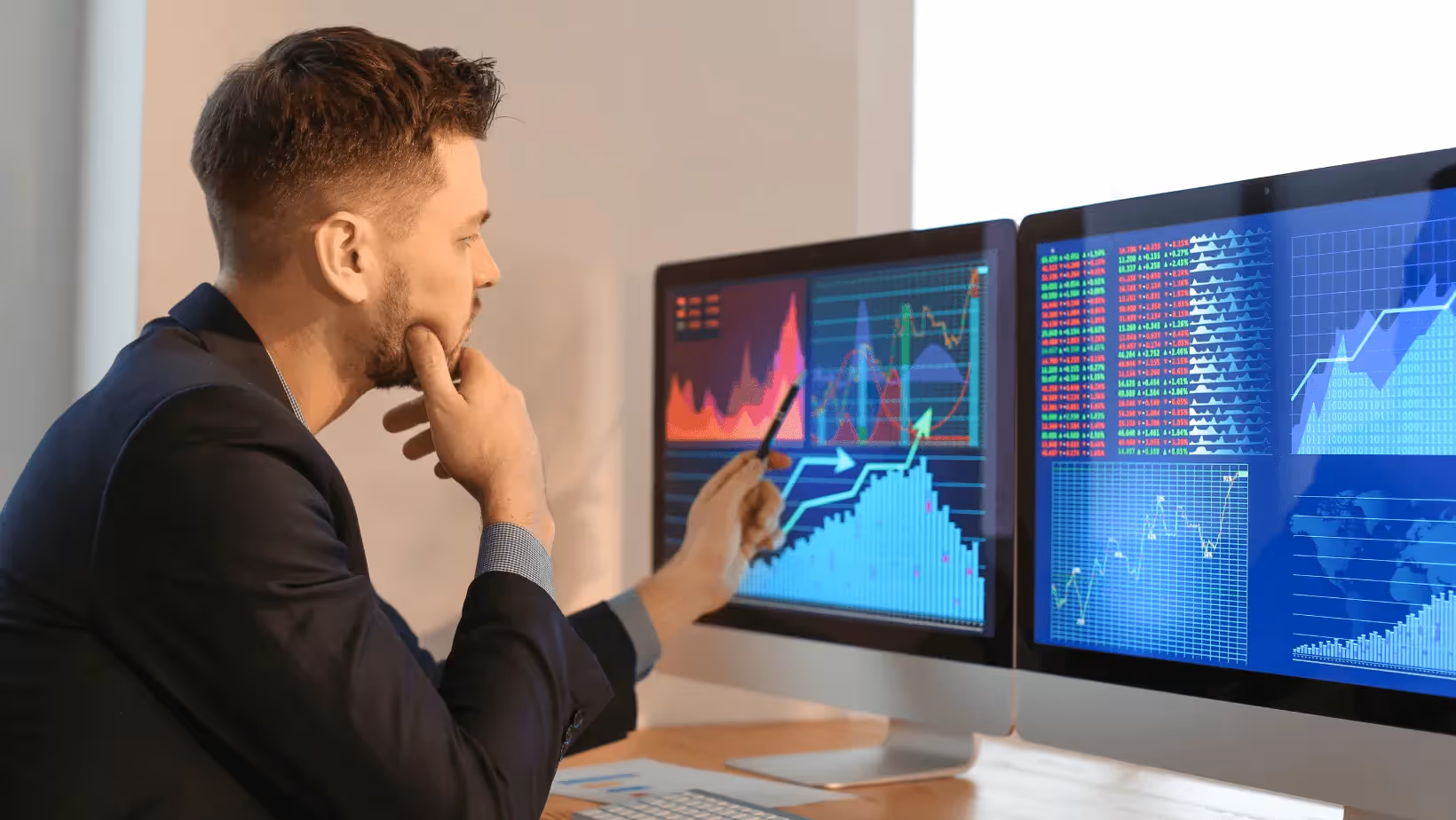 Man analyzing trading -  Forex Trading Brokers 