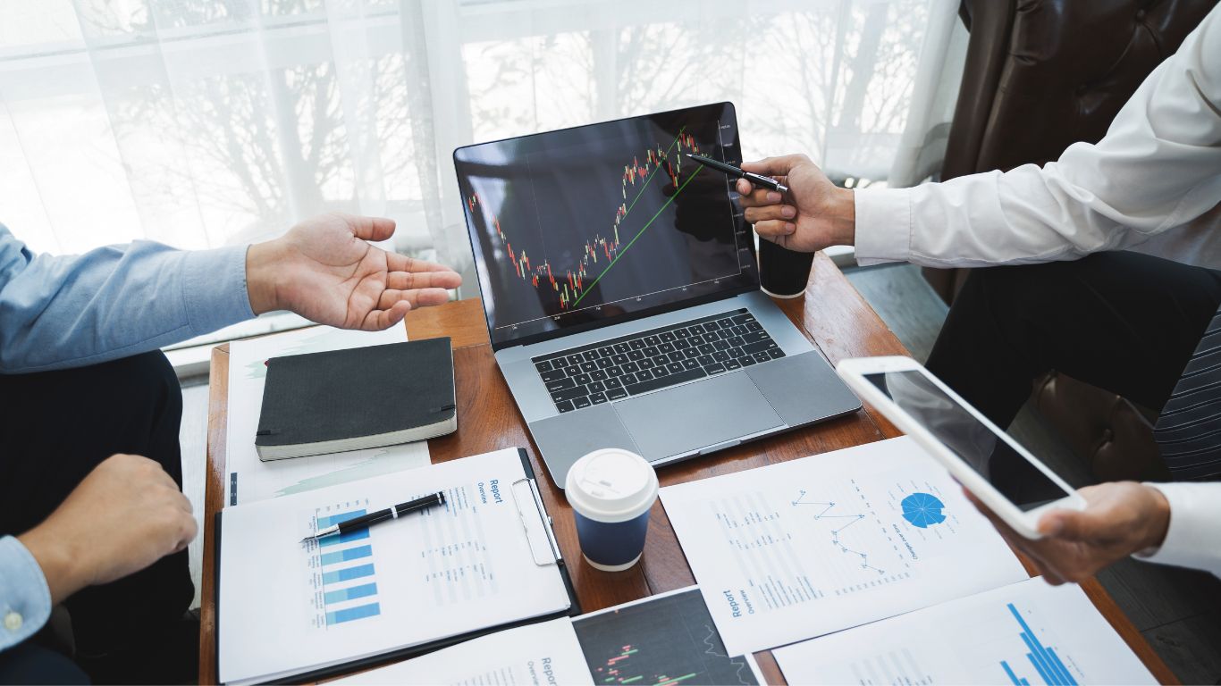 People looking at Trades - Managed vs Brokerage Account