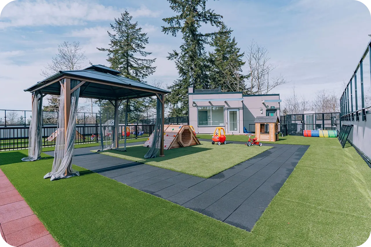Thumbnail image for the blog post: The Benefits of Outdoor Play