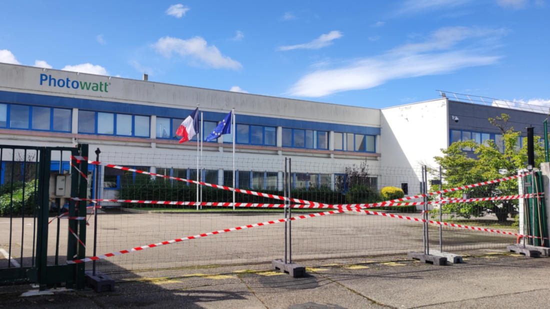 La fermeture de Photowatt, dernier fabricant français de panneaux solaires, marque un tournant majeur pour l'industrie photovoltaïque nationale