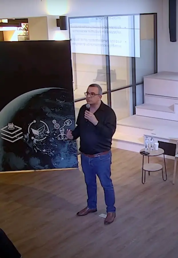 Xavier keynote speaker, booking