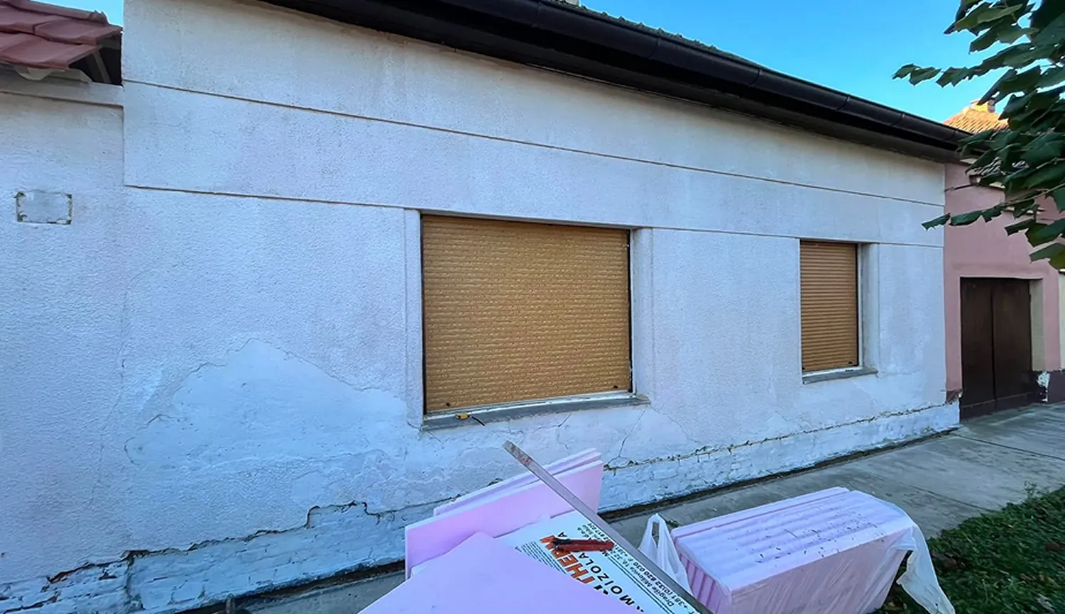 Termoizolacija i fasada - Artisan Home Bečej, stanje pre radova