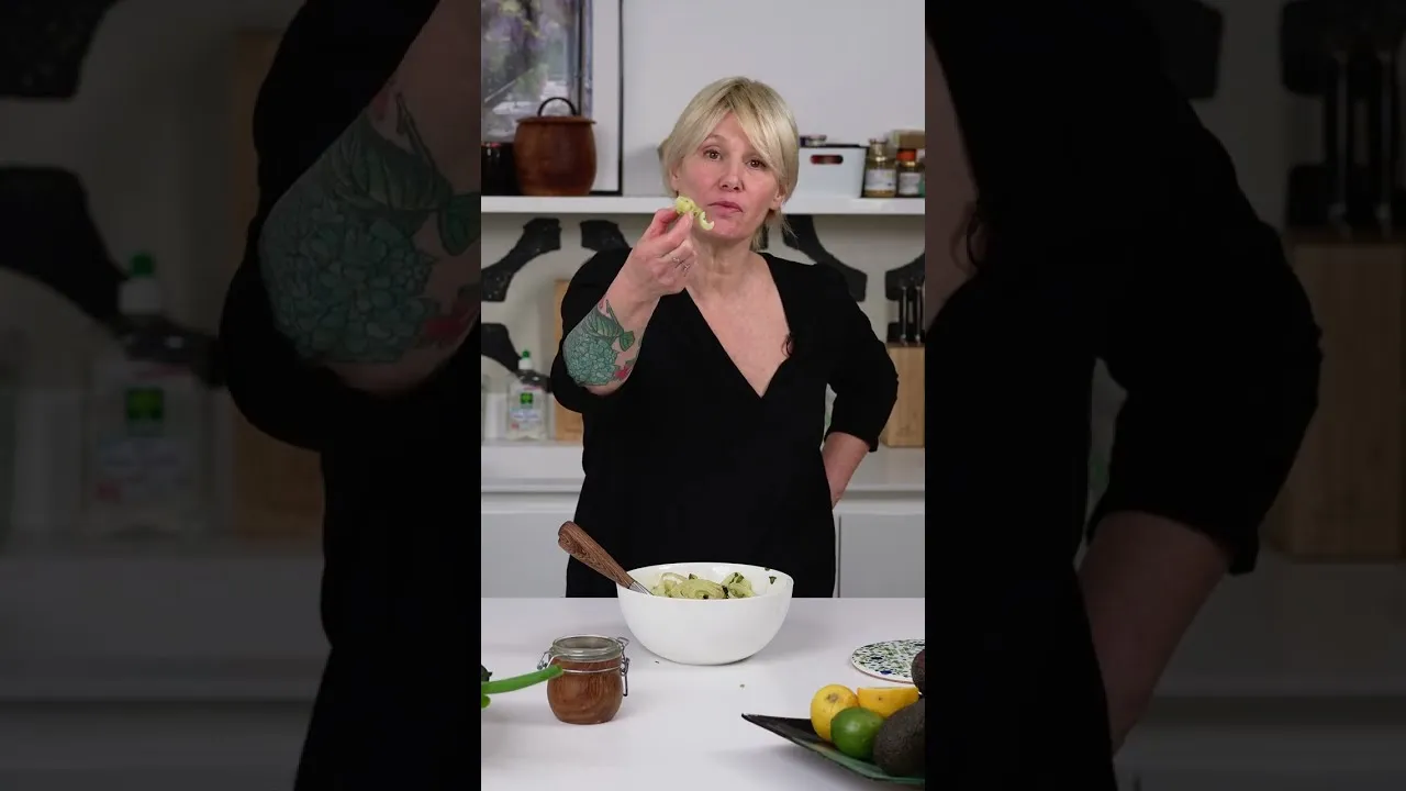 Les bouffées de chaleur sont dues aux oestrogènes et à l'insuline ! Découvrez une recette à base de fenouil pour les contrer.