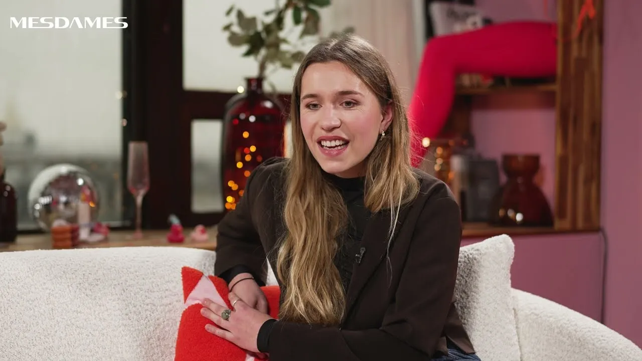 Clélia photographie les femmes de plus de 50 ans. Nues !