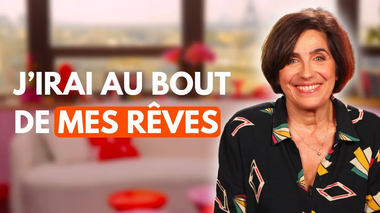 Dans ce déclic, Élise, 58 ans, nous raconte comment à 53 ans, elle a tout quitté, y compris son mari, pour réaliser son rêve de gosse : monter un théâtre. Élise était déjà comédienne, auteure et metteure-en-scène. Lors du confinement, elle s'est remise en question et a décidé de quitter Paris. Elle a cherché autour de Bordeaux, et elle est tombée un peu par hasard sur le village de La Réole. En se baladant, elle a vu une magnifique bâtisse et un panneau "à vendre". Il se trouve que ce bâtiment disposait d'un grand hangar, parfait pour monter une scène. Élise s'est alors endettée, elle a fait des emprunts qui ont financé ses travaux et elle a enfin pu ouvrir son théâtre. Malgré le fait qu'elle gagne beaucoup moins bien sa vie qu'à 40 ans, elle ne regrette rien, persuadée d'être exactement à la bonne place, au bon moment.