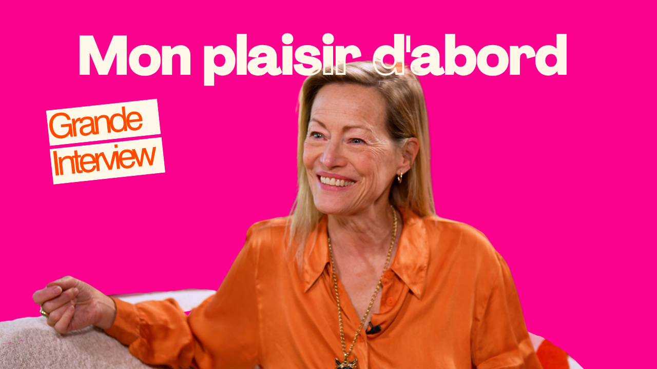 Sur le canapé de Mesdames, Gabrielle Lazure, actrice et autrice, nous parle avec audace du rapport au corps et à la sexualité des femmes de plus de 50 ans.