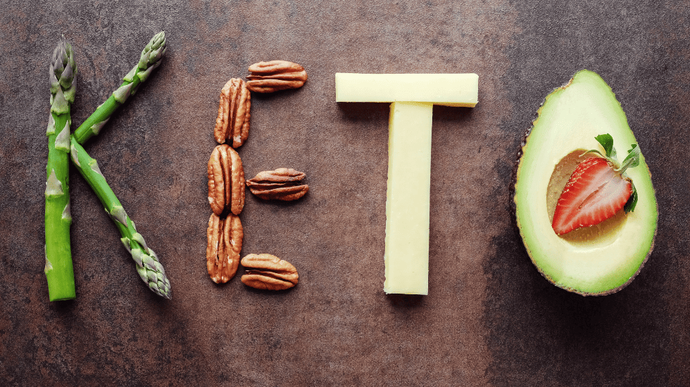 Lebensmittel für ketogene Ernährung – Symbolbild für Keto als mögliche Ernährungsform beim Lipödem.