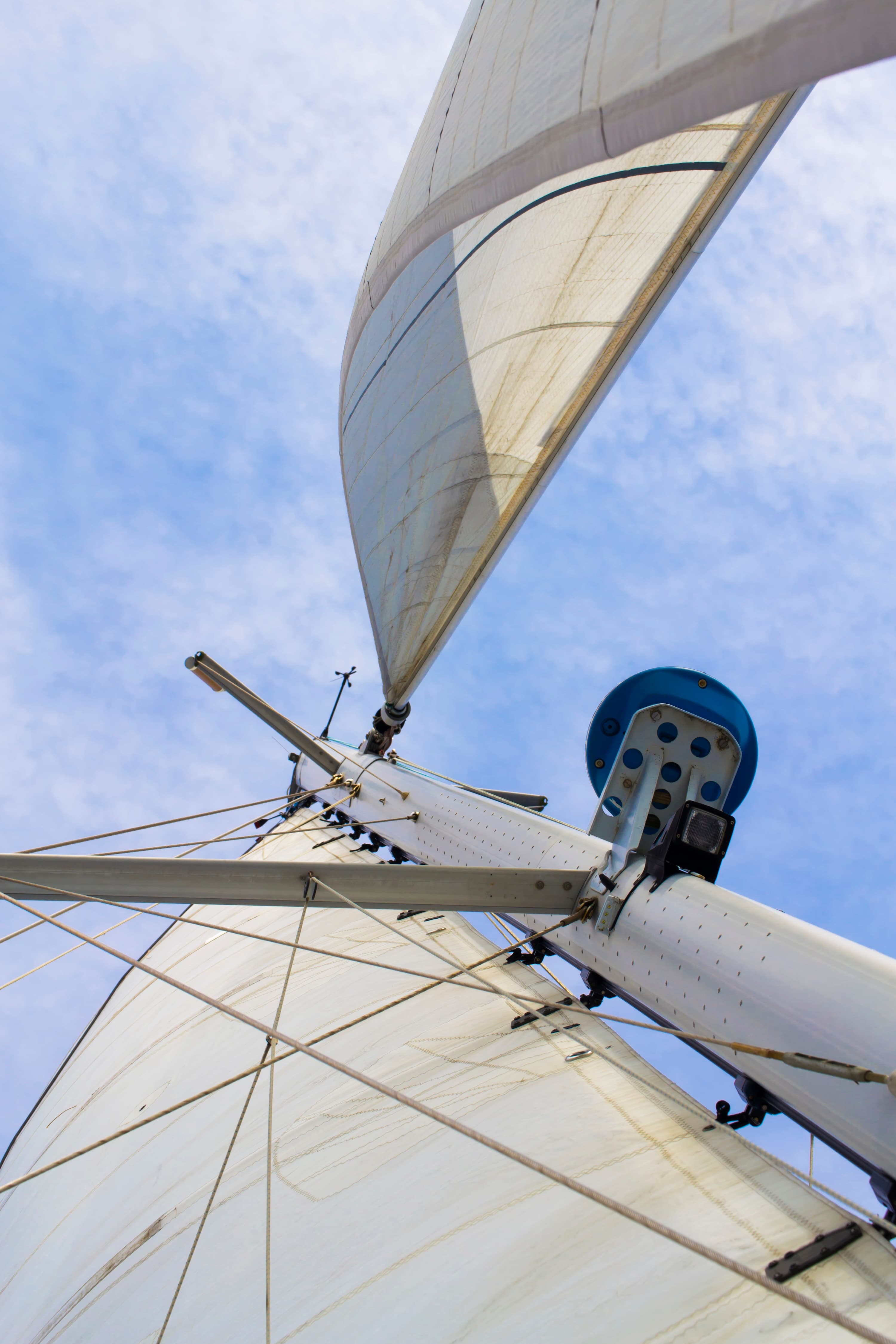 Sailing under full wind — ocean voyage captured by Maison TALI.