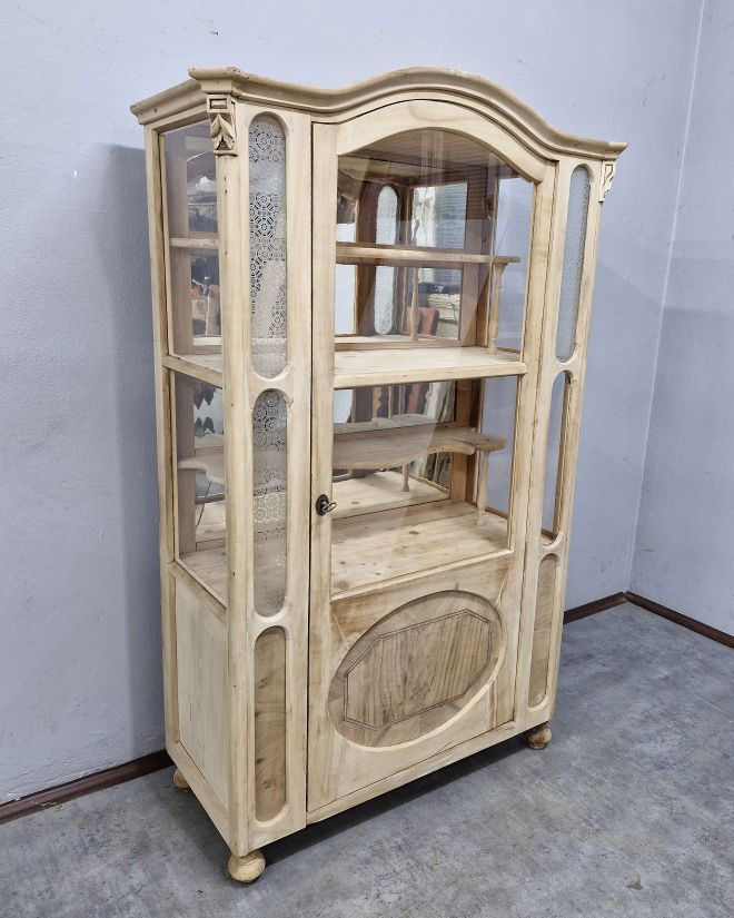 #serwantkaludwikowska   #mebleczereśniowe   #mebleantyczne   #antyki   #staremeble   #meblezduszą   #meblevintage   #serwantka   #ludwikowskiestyl   #meblezcharakterem   #klasycznewnętrze   #antykimarki