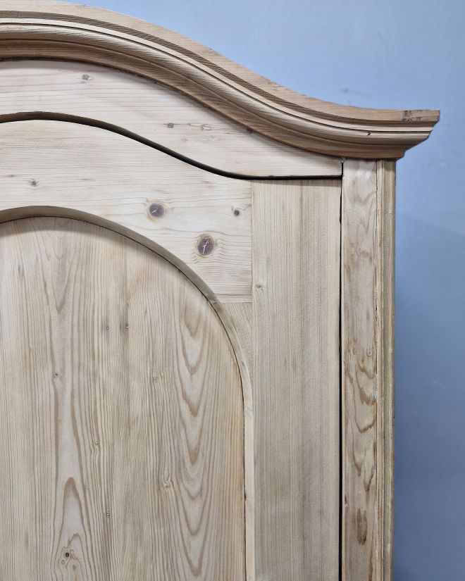 #szafaludwikowska   #meblezduszą   #dębowamebel   #staremeble   #antyki   #meblerustykalne   #drewnianeszafy   #meblevintage   #renowacjamebli   #stylklasyczny   #antykimarki   #wnętrzazduszą