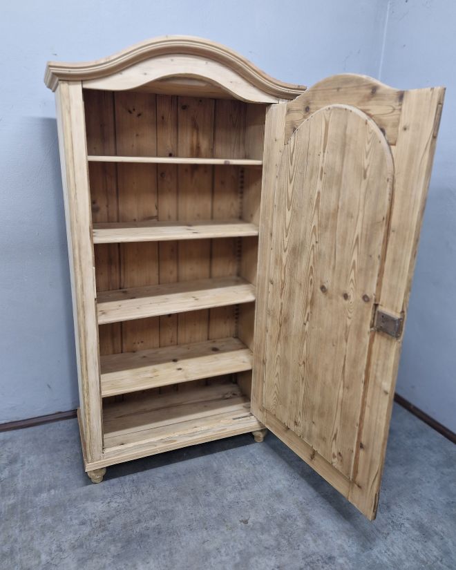 #szafaludwikowska   #meblezduszą   #dębowamebel   #staremeble   #antyki   #meblerustykalne   #drewnianeszafy   #meblevintage   #renowacjamebli   #stylklasyczny   #antykimarki   #wnętrzazduszą