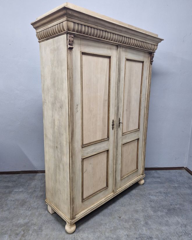 #szafaeklektyczna   #antycznaszafa   #mebleeklektyczne   #antyki   #staremeble   #meblezduszą   #szafazhistorią   #renowacjamebli   #meblevintage   #unikatowemeble   #drewnianeszafy   #antykimarki