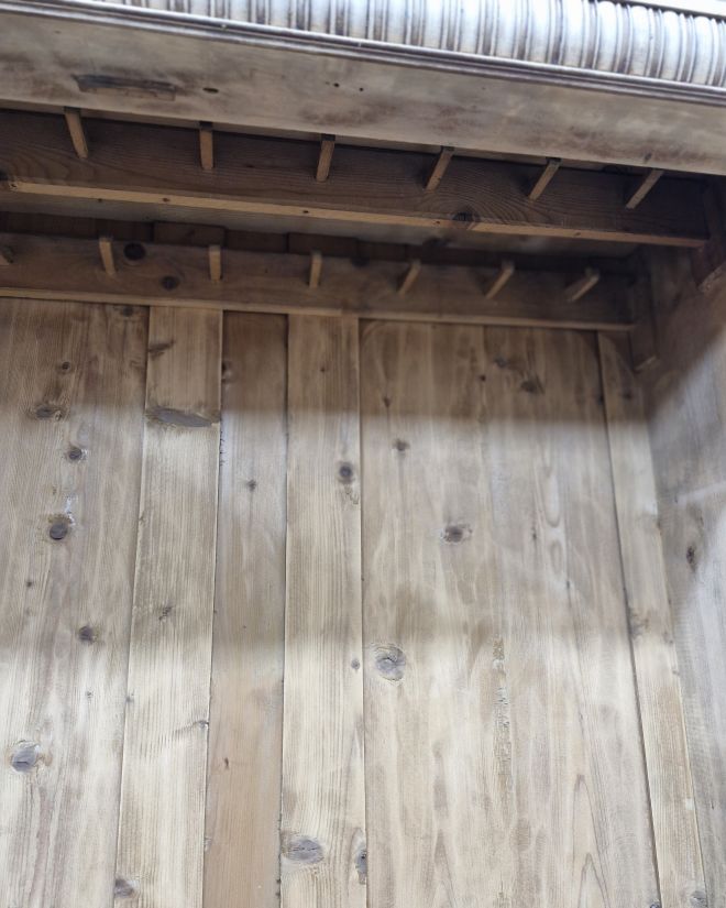 #szafaeklektyczna   #antycznaszafa   #mebleeklektyczne   #antyki   #staremeble   #meblezduszą   #szafazhistorią   #renowacjamebli   #meblevintage   #unikatowemeble   #drewnianeszafy   #antykimarki