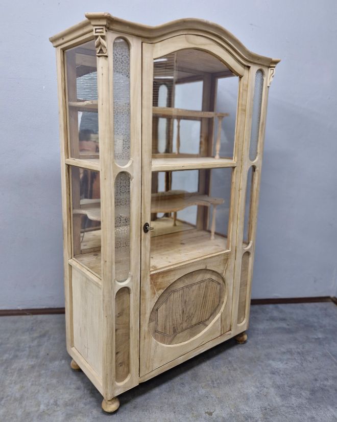 #serwantkaludwikowska   #mebleczereśniowe   #mebleantyczne   #antyki   #staremeble   #meblezduszą   #meblevintage   #serwantka   #ludwikowskiestyl   #meblezcharakterem   #klasycznewnętrze   #antykimarki