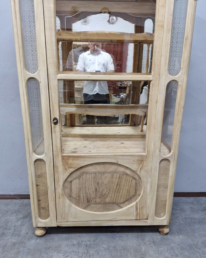 #serwantkaludwikowska   #mebleczereśniowe   #mebleantyczne   #antyki   #staremeble   #meblezduszą   #meblevintage   #serwantka   #ludwikowskiestyl   #meblezcharakterem   #klasycznewnętrze   #antykimarki