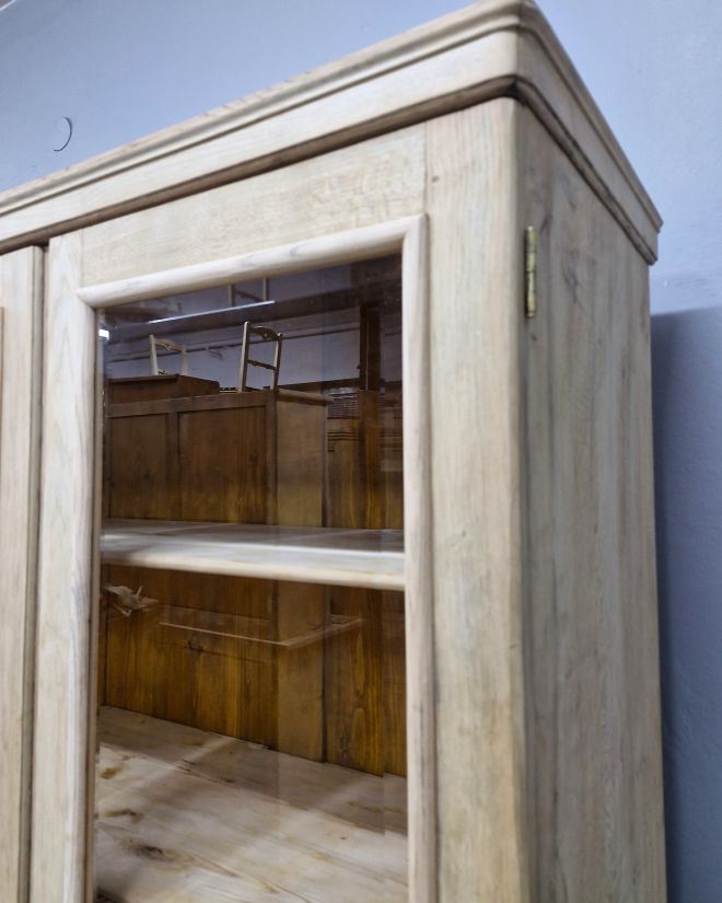 #bibliotekasecesyjna   #meblesecesyjne   #dębowamebel   #antyki   #mebleartnouveau   #bibliotekadębowa   #staremeble   #meblezduszą   #meblezcharakterem   #antykimarki   #klasycznewnętrze   #unikatowemeble