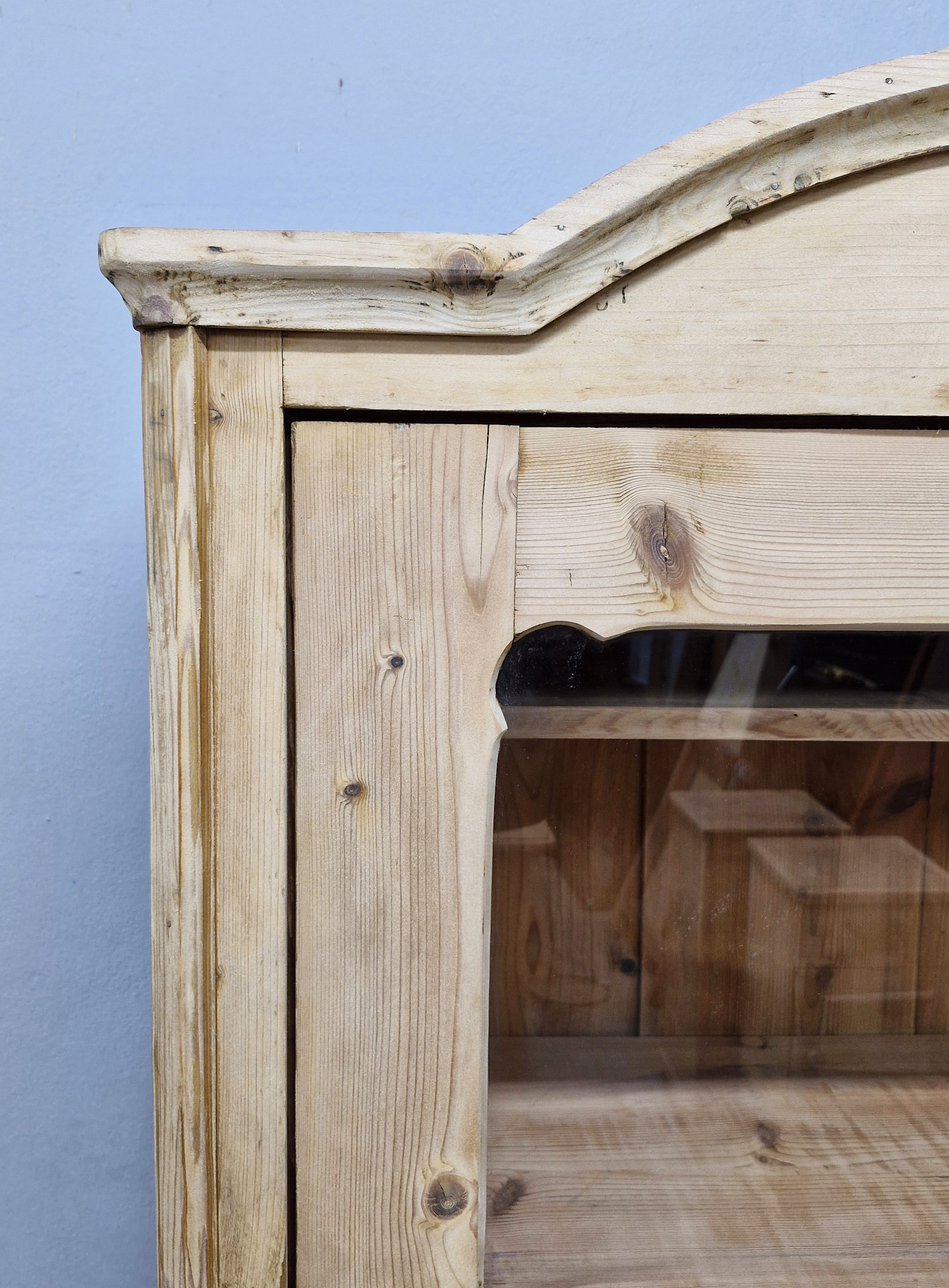 #bibliotekaludwikowska   #sosnowemeble   #bibliotekazduszą   #antyki   #meblerustykalne   #mebleklasyczne   #bibliotekasosnowa   #meblehistoryczne   #staremeble   #meblezdrewna   #antykimarki   #wnętrzazcharakterem