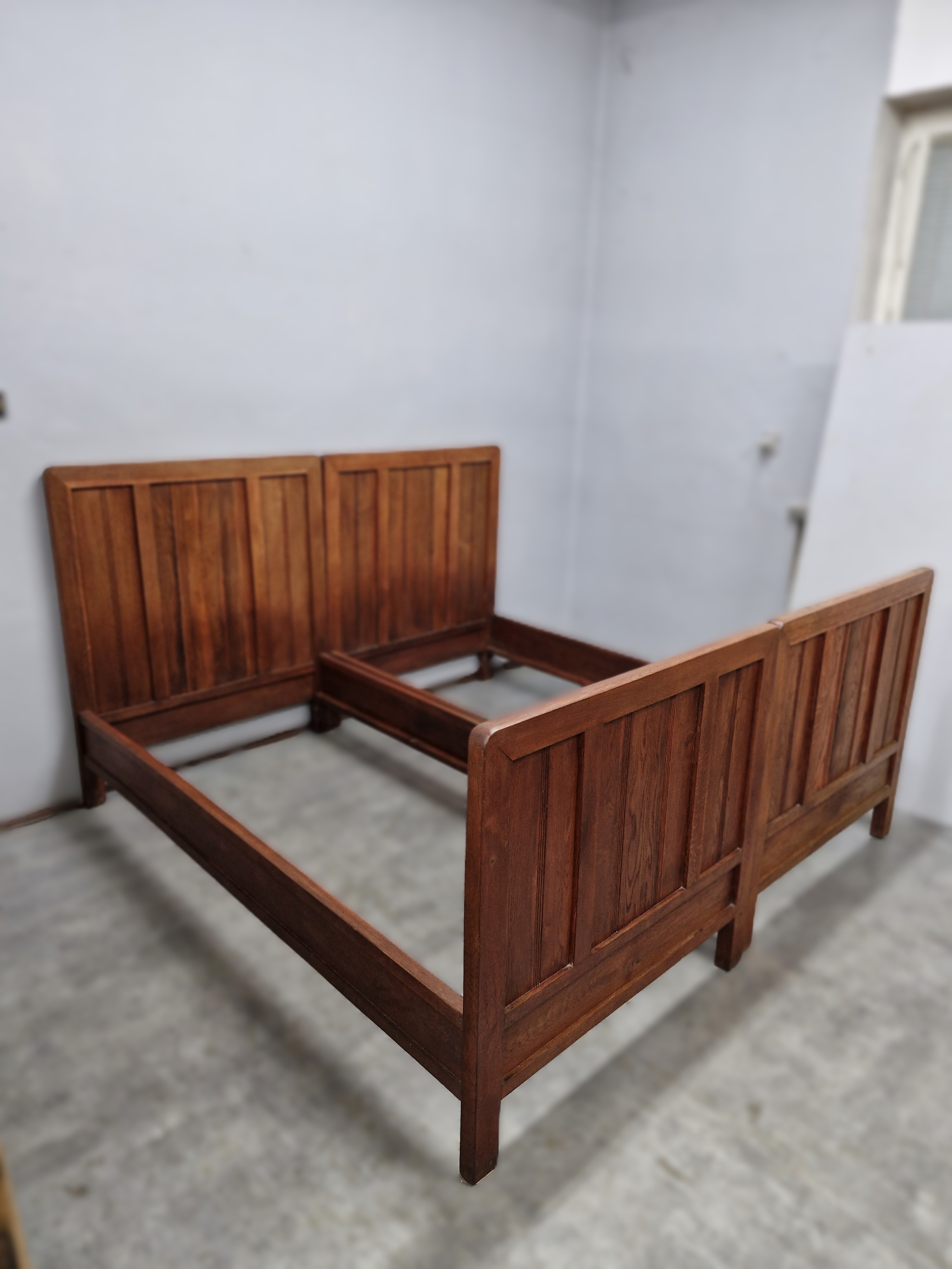 #dębowelóżko   #łóżkoantyczne   #antykilóżko   #mahoń   #meblezmahoniu   #mebleantyczne   #sypialniazklimatem   #stylowesypialnie   #meblezduszą   #meblevintage   #łóżkozepoką   #antykimarki