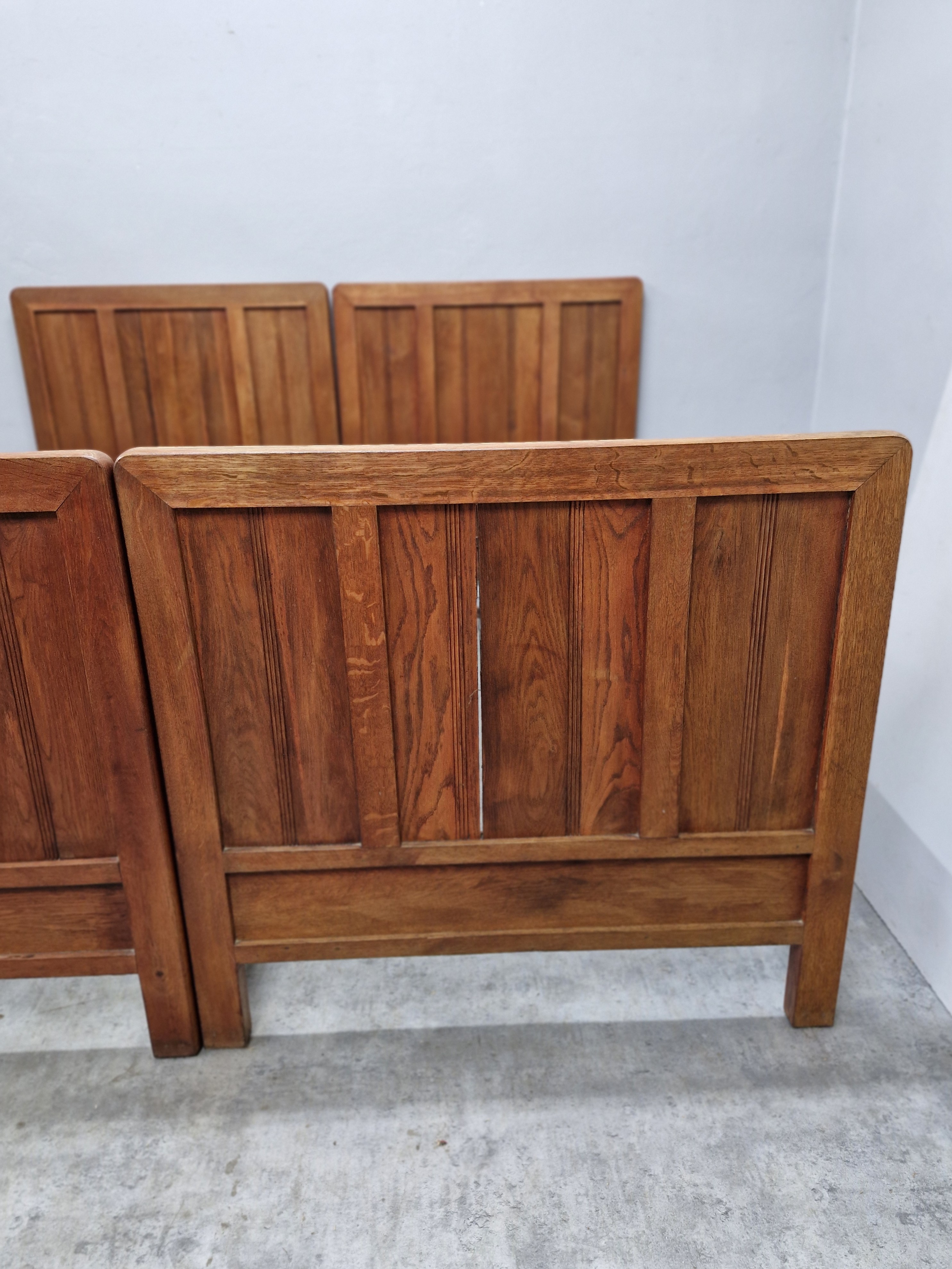 #dębowelóżko   #łóżkoantyczne   #antykilóżko   #mahoń   #meblezmahoniu   #mebleantyczne   #sypialniazklimatem   #stylowesypialnie   #meblezduszą   #meblevintage   #łóżkozepoką   #antykimarki