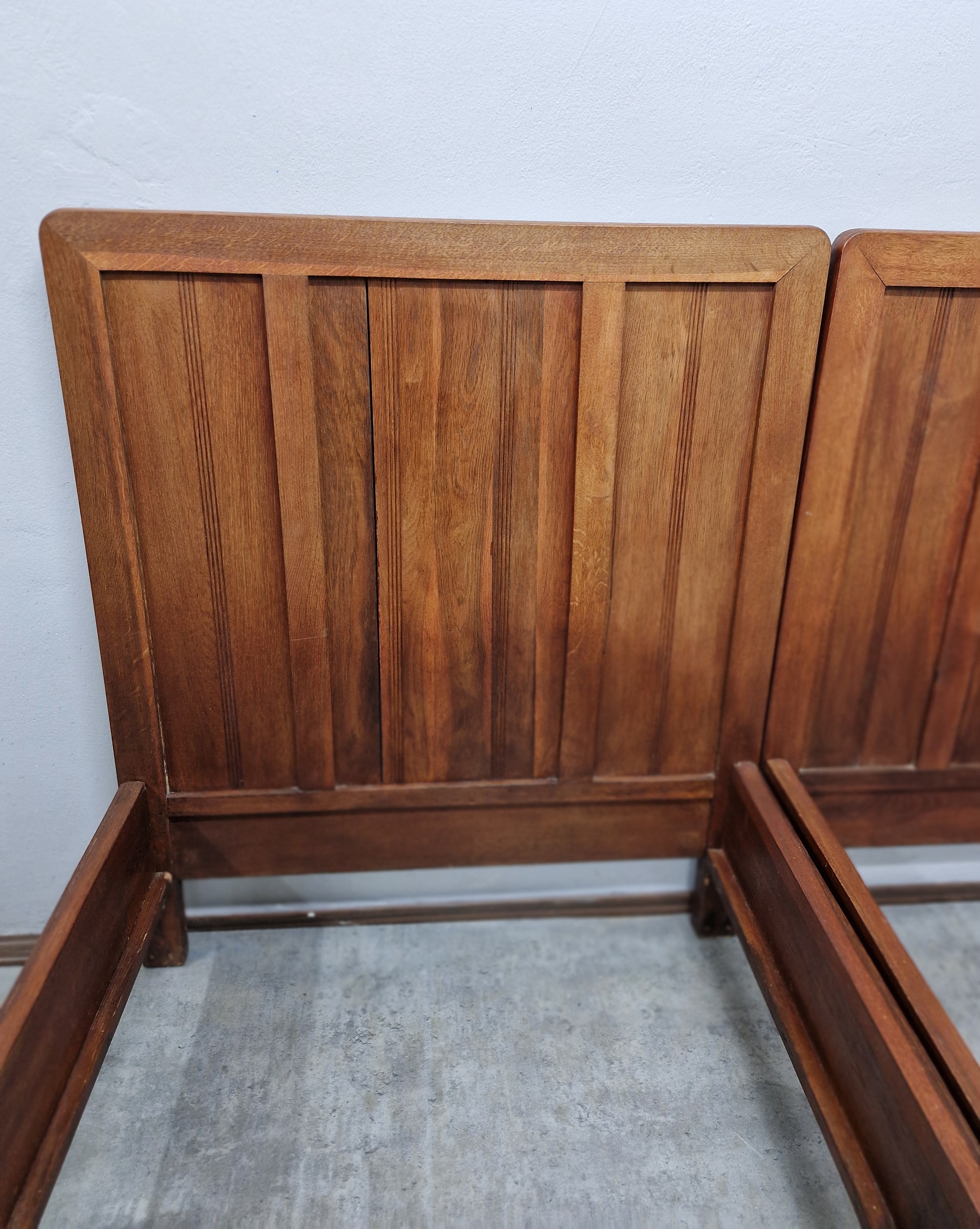 #dębowelóżko   #łóżkoantyczne   #antykilóżko   #mahoń   #meblezmahoniu   #mebleantyczne   #sypialniazklimatem   #stylowesypialnie   #meblezduszą   #meblevintage   #łóżkozepoką   #antykimarki