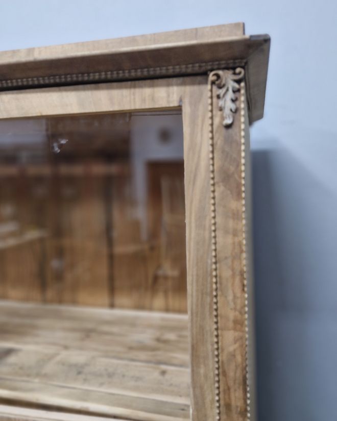 #bibliotekabiedermeier   #mebleantyczne   #meblestylowe   #antykidomu   #orzechowemeble   #polskiantyk   #bibliotekazdusza   #renowacjamebli   #surowedrewno   #klimatycznewnetrze   #meblazhistoria   #antykinamiare  