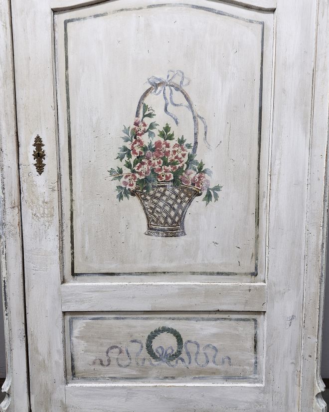 #shabbychic   #shabbychicdecor   #stylowameblosciana   #szafaludwikowska   #meblezcharakterem   #stylfrancuski   #romantycznewnętrze   #meblevintage   #dekoracjawnetrz   #handpaintedfurniture   #stylowaszafa   #mebleręcznierenowowane   #antykiwnetrza   #fr