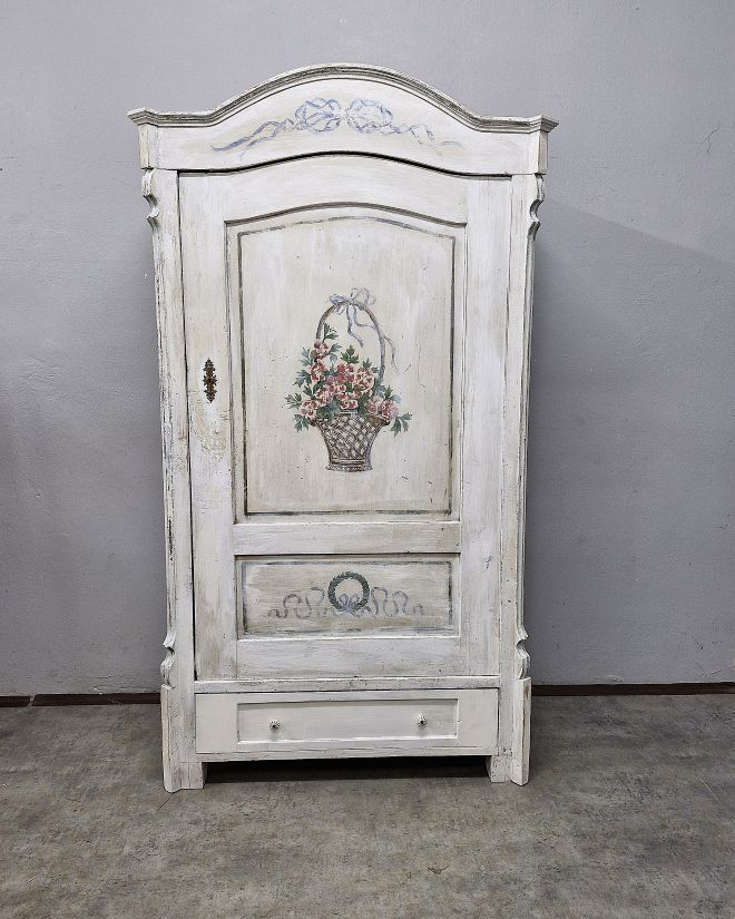 #shabbychic   #shabbychicdecor   #stylowameblosciana   #szafaludwikowska   #meblezcharakterem   #stylfrancuski   #romantycznewnętrze   #meblevintage   #dekoracjawnetrz   #handpaintedfurniture   #stylowaszafa   #mebleręcznierenowowane   #antykiwnetrza   #fr