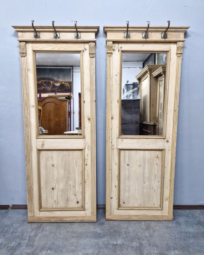 #antyki   #meblezduszą   #eklektyzm   #stylowegniazdo   #garderobaeklektyczna   #mebleręcznieoczyszczone   #meblepolskie   #wnętrzazcharakterem   #staremeble   #renowacjamebli   #antycznagarderoba   #mebleunikatowe