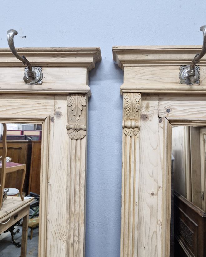 #antyki   #meblezduszą   #eklektyzm   #stylowegniazdo   #garderobaeklektyczna   #mebleręcznieoczyszczone   #meblepolskie   #wnętrzazcharakterem   #staremeble   #renowacjamebli   #antycznagarderoba   #mebleunikatowe