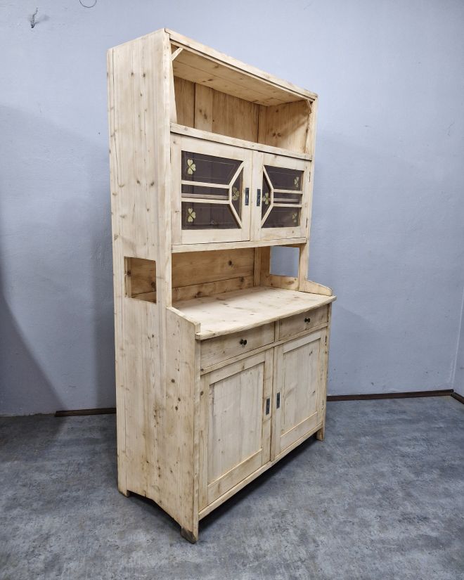 #kredenssecesyjny #mebelzduszą #antyk #meblezhistorią #kredensantyk #stylsecesyjny #wnętrzezcharakterem #starocie #renowacjamebli #polskiantyk #vintagehome #meblevintage #mebleklimatyczne #secese #mebleunikatowe #drewnianemeble #antycznemeble #antykidodomu