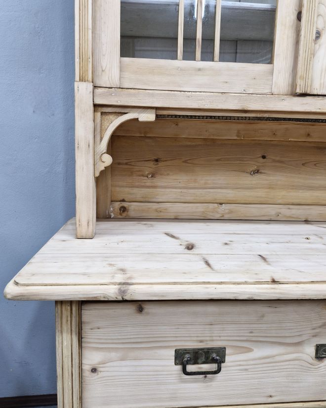 #kredensludowy #meblezduszą #antyki #mebleludowe #stylrustykalny #polskiantyk #wnętrzazklimatem #vintagehome #shabbychic #dekoracjawnętrz #renowacjamebli #meblezcharakterem #antykimarki #handmadestyle #klimatwnetrza #polskidesign