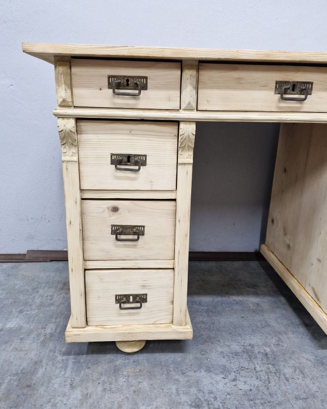 #biurkoantyk #biurkosecesyjne #meblezduszą #stylsecesyjny #antyki #renowacjamebli #meblehistoryczne #polskiantyk #meblestylowe #shabbychic #vintagestyle #drewnianemeble #unikatowydesign #biurkosecesja #mebleartystyczne #mebleręcznierobione #antykinowoczesn