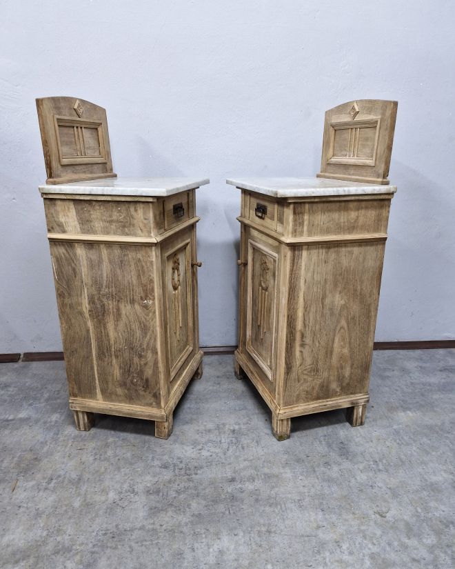 #antyki #dębowemeble #szafkinocne #marmur #meblezcharakterem #vintagehome #polskiedrewno #ponad100lat