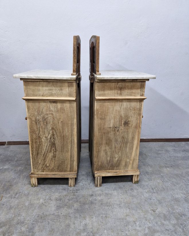 #antyki #dębowemeble #szafkinocne #marmur #meblezcharakterem #vintagehome #polskiedrewno #ponad100lat