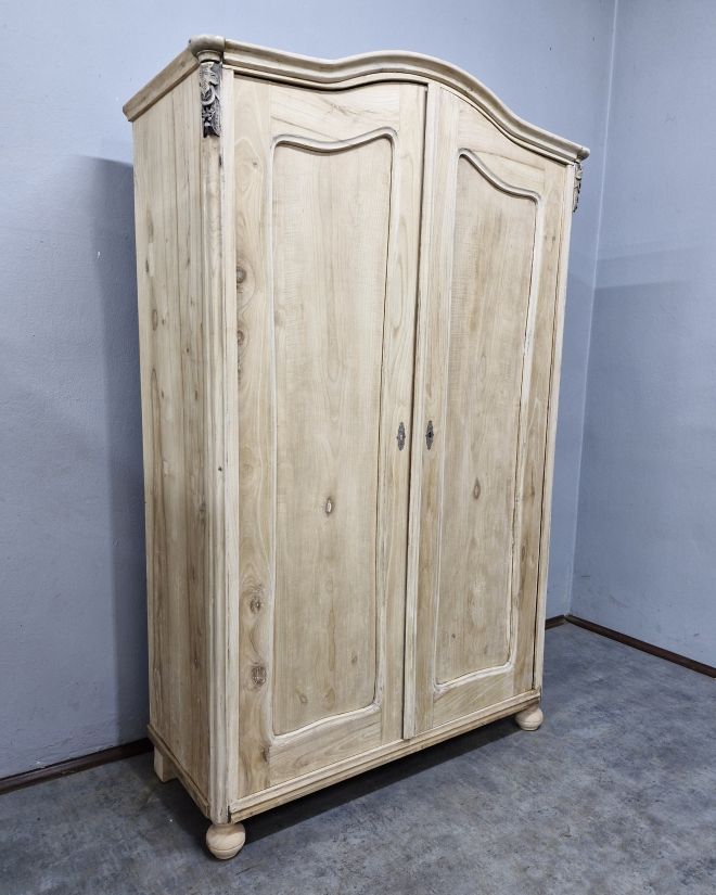 #antyki #antyk #meblezDuszą #szafaludwikowska #antiquefurniture #vintagehome #staremeble #jesion #drewnonaturalne #mebledrewniane #antykinasprzedaż #antykidladomu #interiorvintage #dolnyśląsk #unikatowemeble