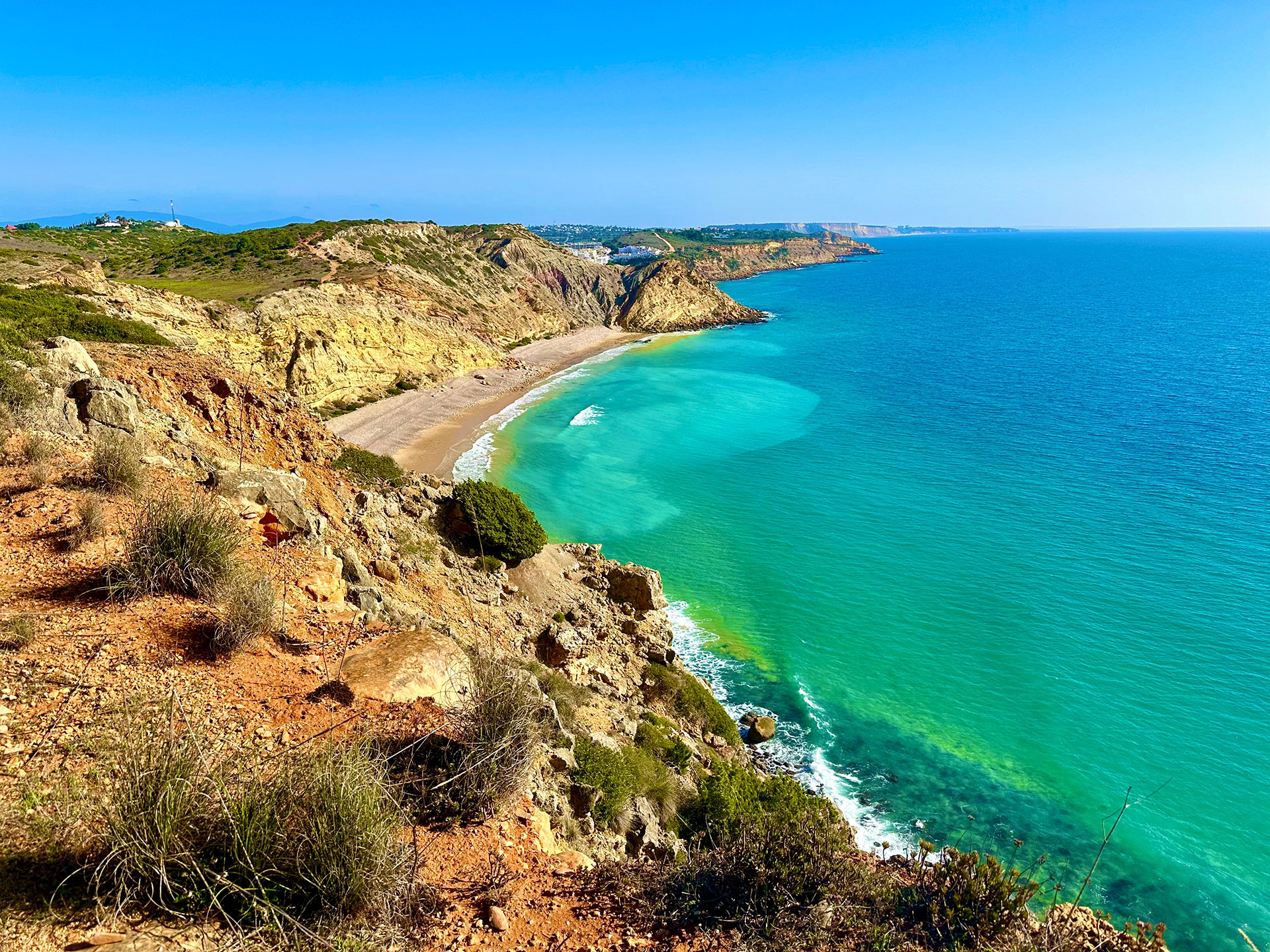 Beautiful beaches between Praia da Luz and the picturesque fishing village of Burgau