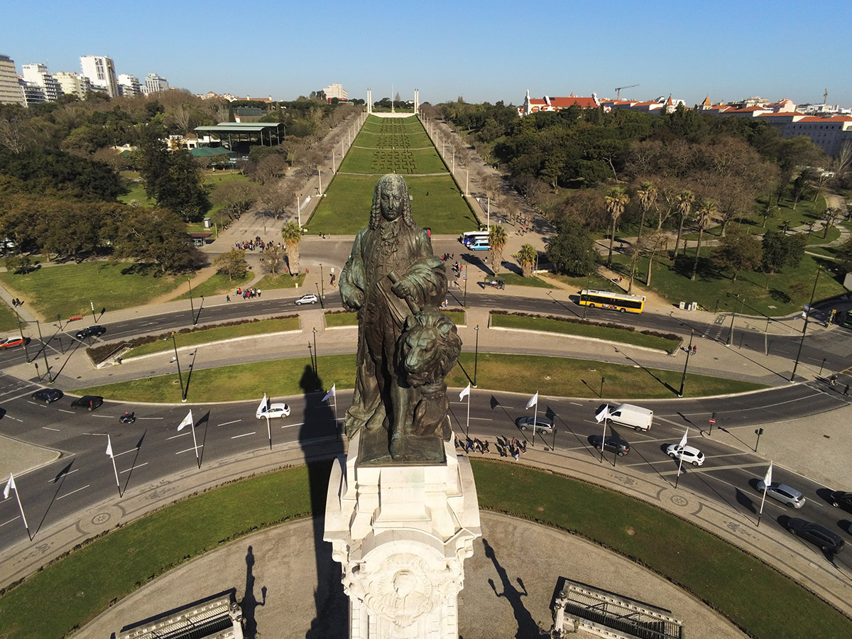 Marquês de Pombal statue overlooking Eduardo VII Park and a city roundabout in Lisbon