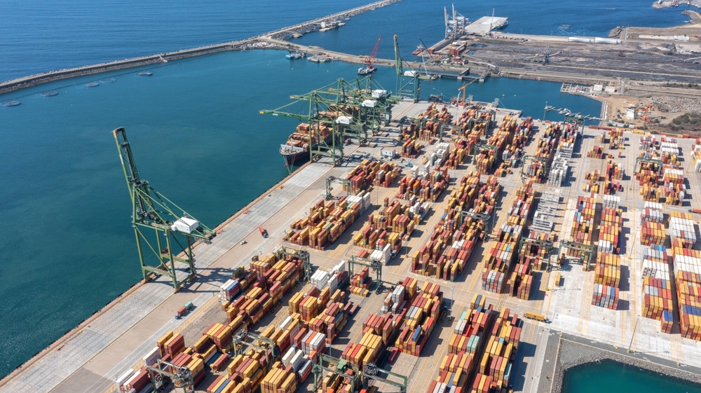 cargo port in Portugal for import and export