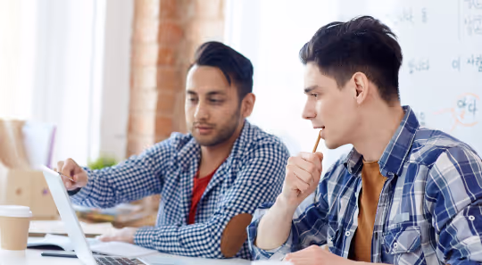 Job-seeking students in a networking event.