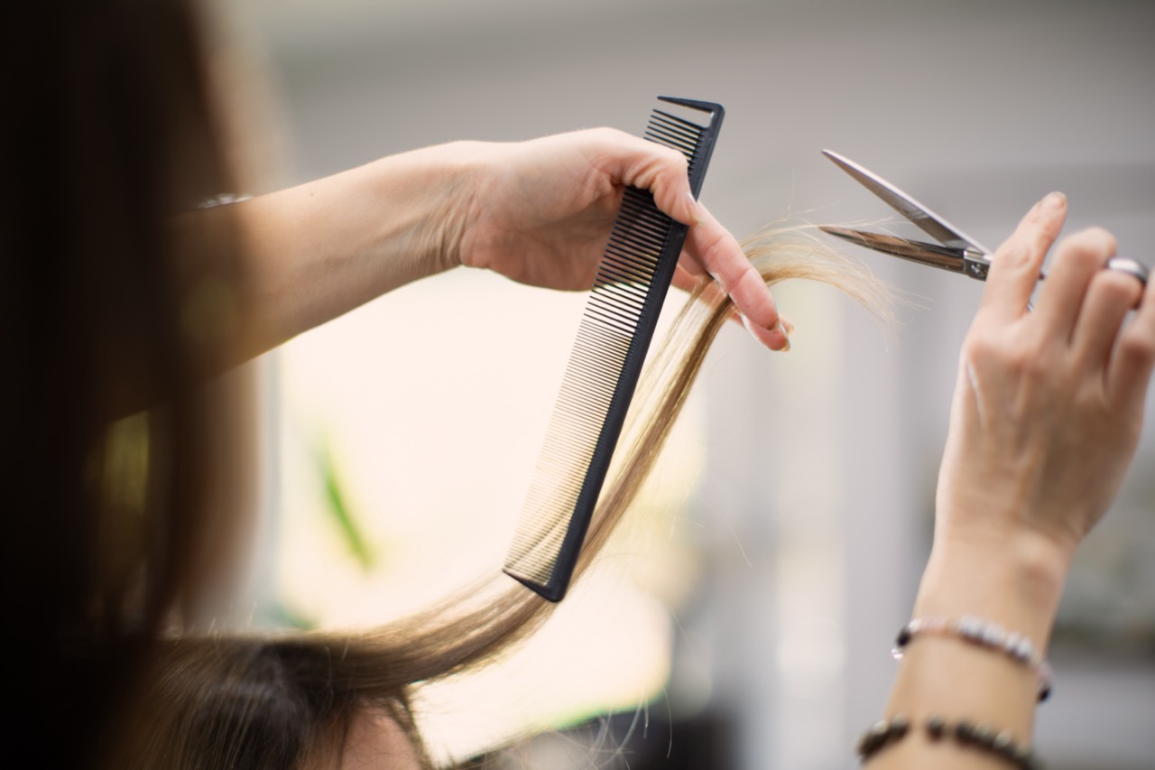 Haircuts & Styling