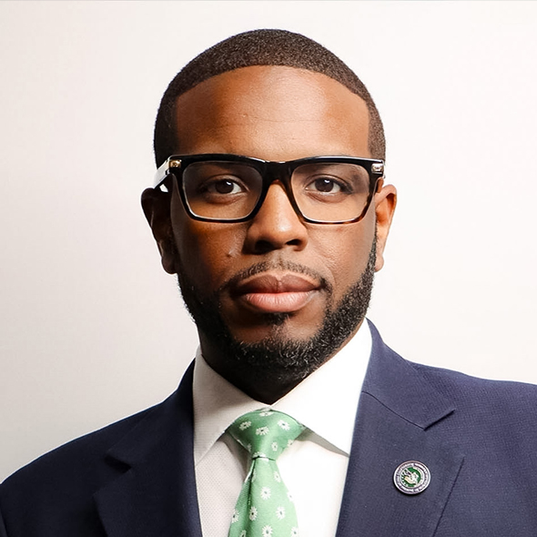 Dr. Nicardo Delahaye