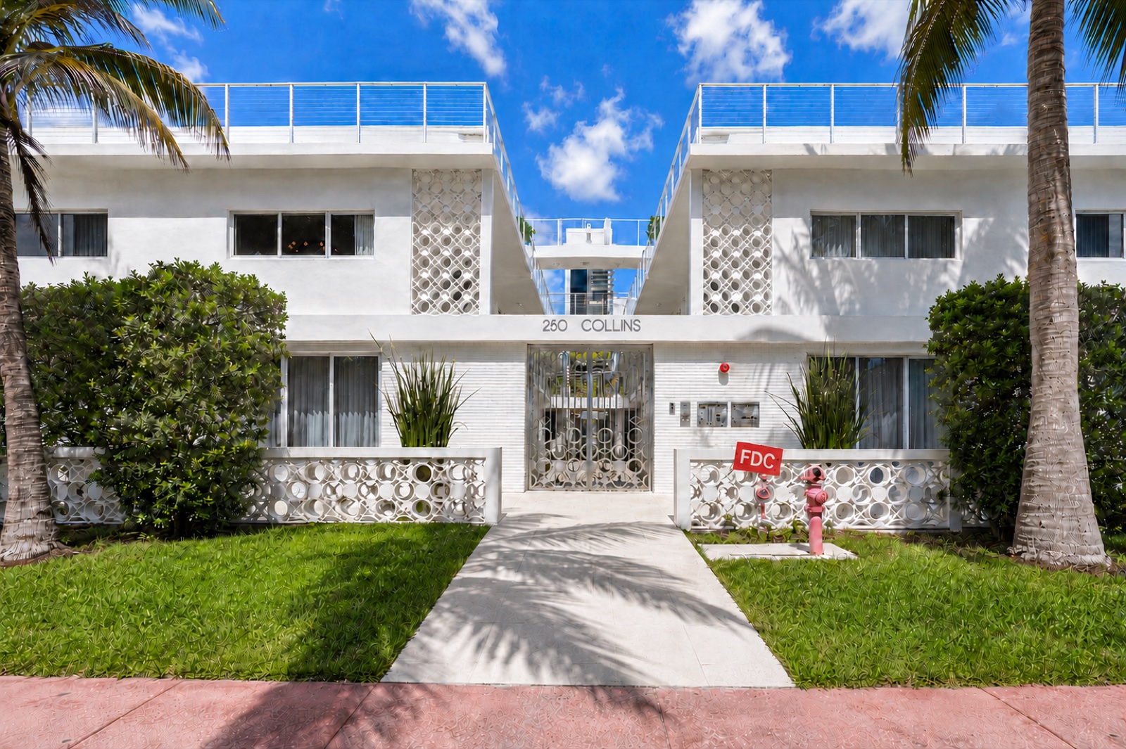 250 Collins residential building in Miami Beach, elevator pit restored by Brouss